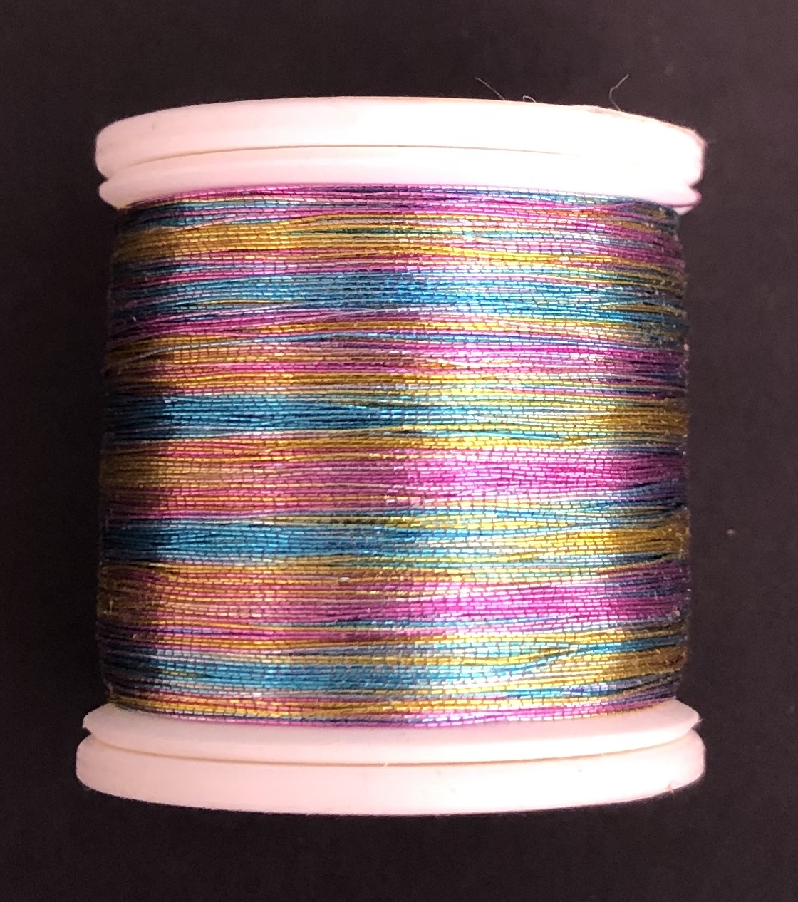 Нитки Fish Hawk Metallic P Size A 100 Yard Spools (Rainbow) Нитки Fish Hawk Metallic P Size A 100 Yard Spools (Rainbow)
